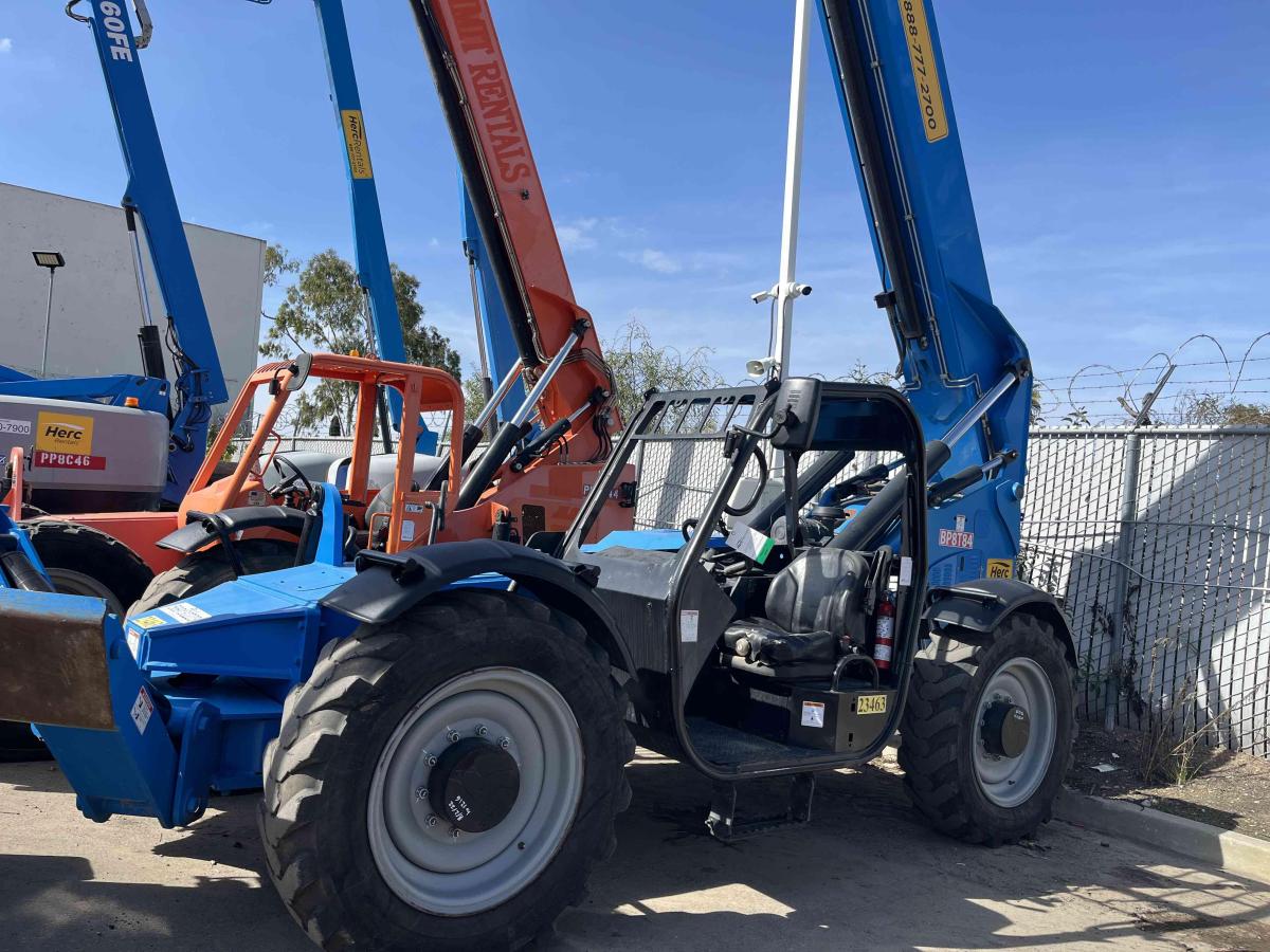 2018 Genie GTH-1056-2