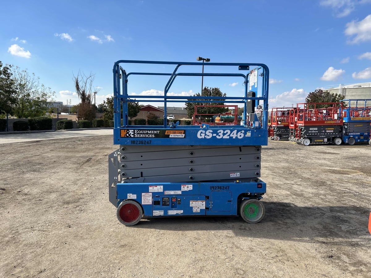 2018 Genie GS-3246-14
