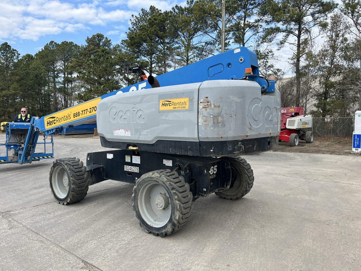2018 Genie S-65