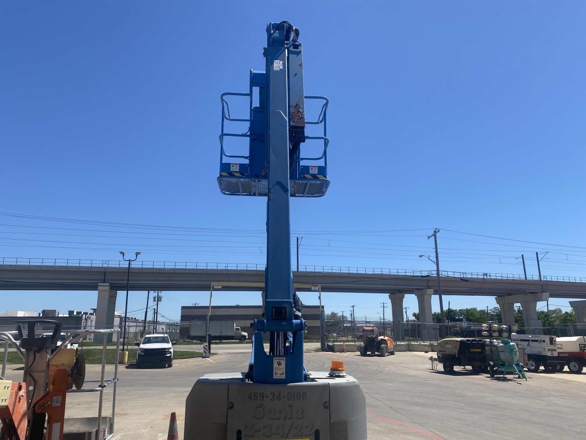 2012 Genie Z-34/22 N
