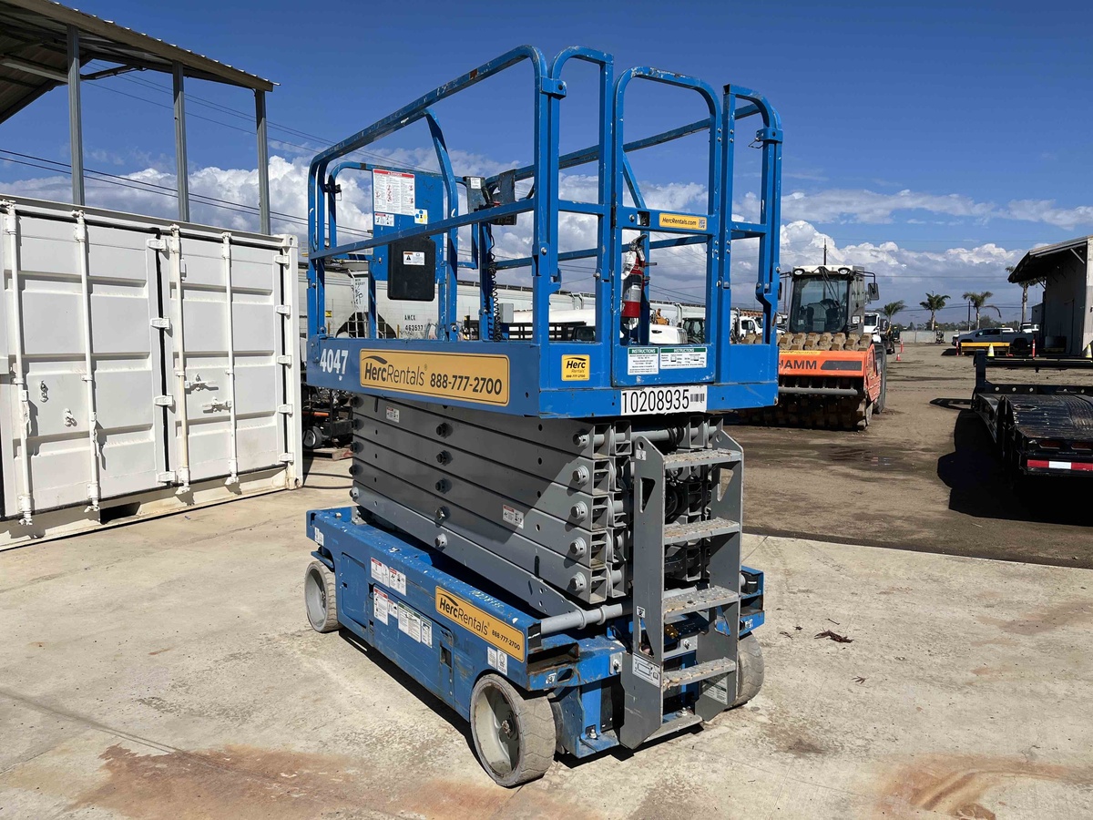 2017 Genie GS-4047-2