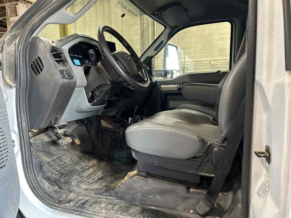 2021 Ford F750-7