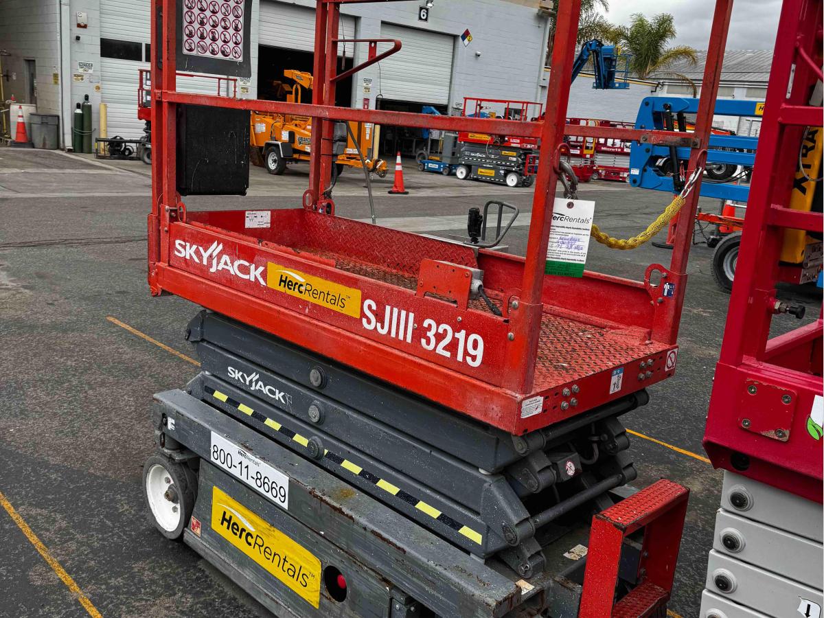 2016 Skyjack SJ3219-3