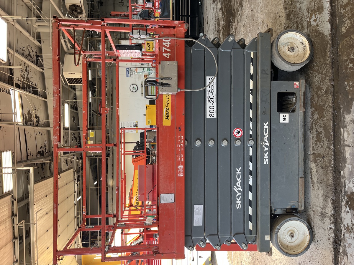 2018 Skyjack SJ4740-3