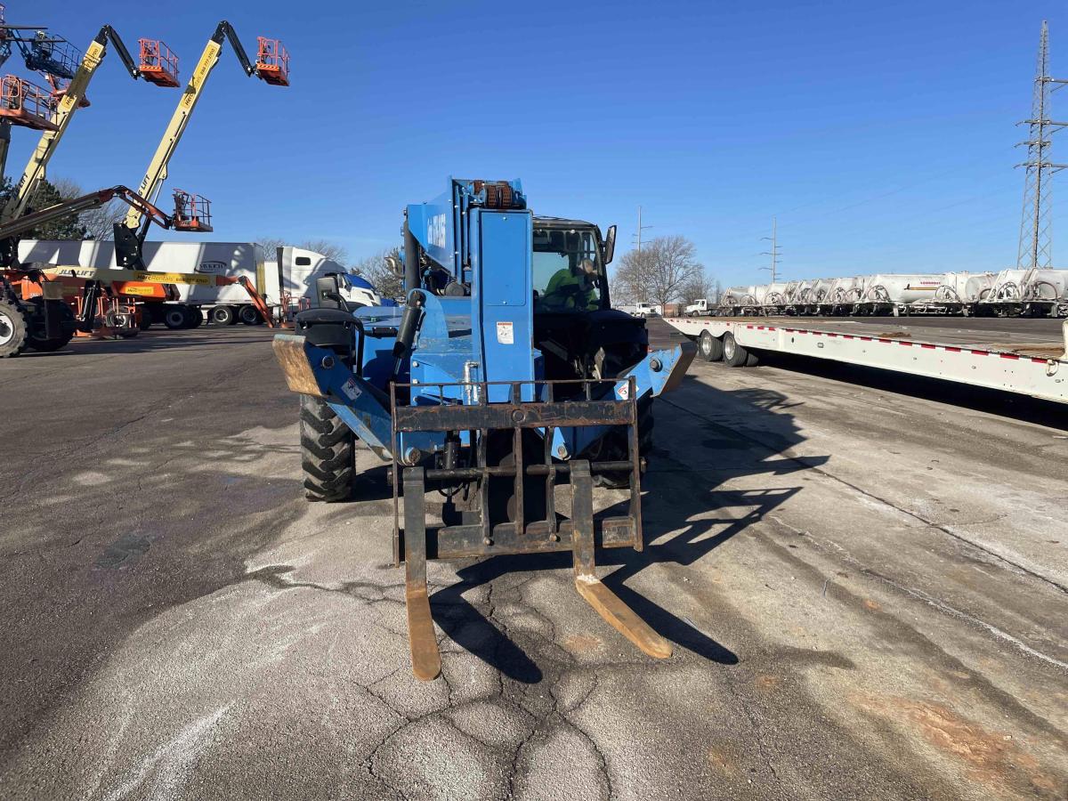 2018 Genie GTH-1056