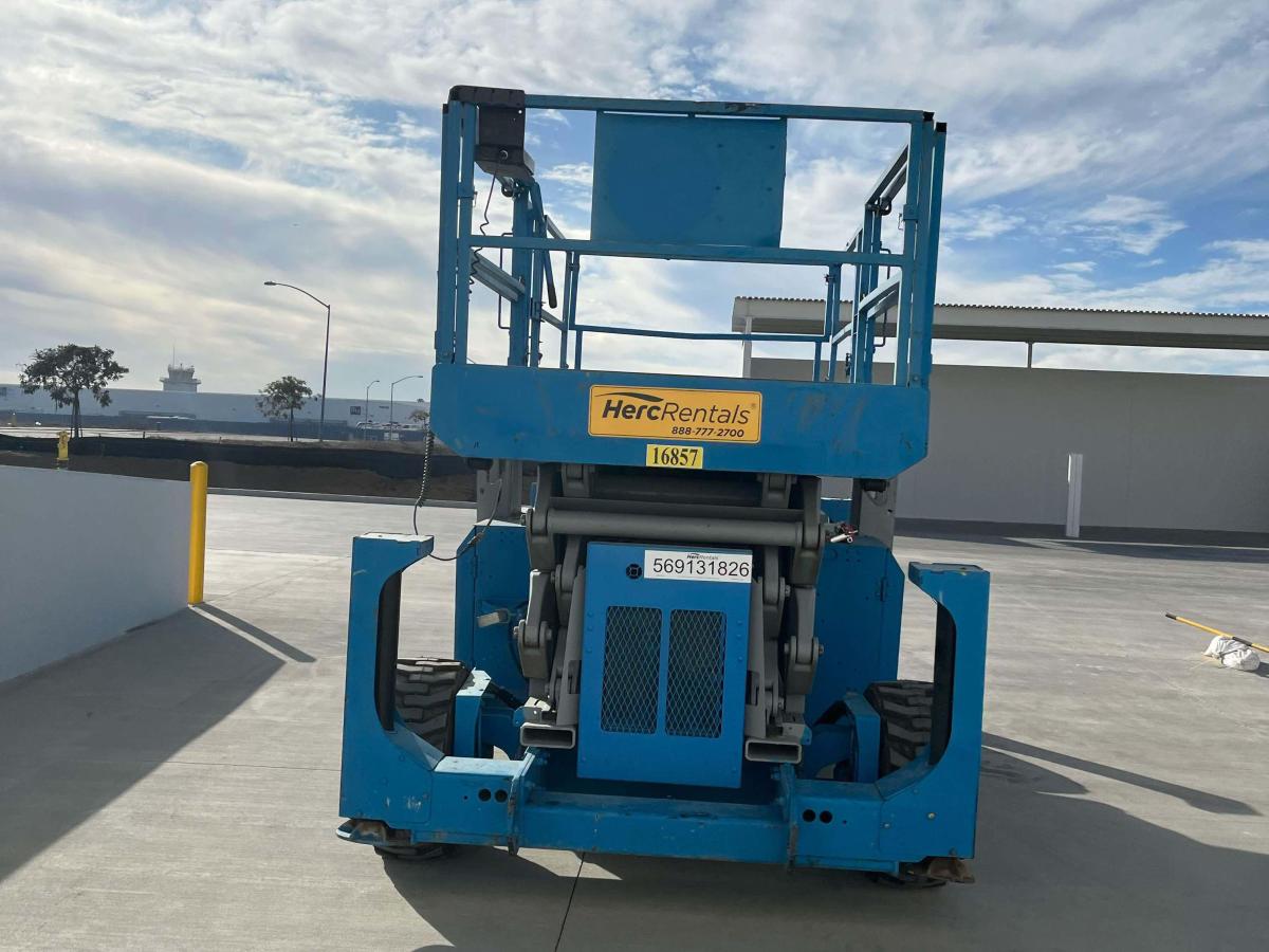 2008 Genie GS-4390 RT-3