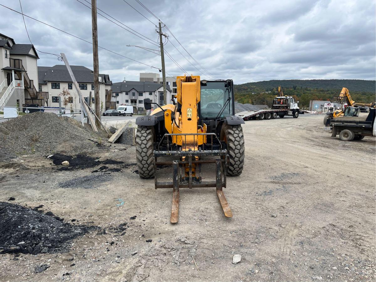 2019 JCB 509-42