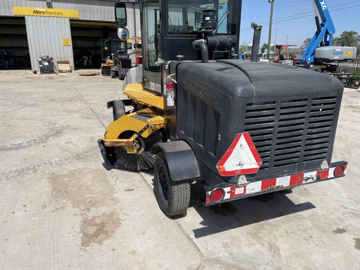 2018 LayMor SweepMaster 450-ST