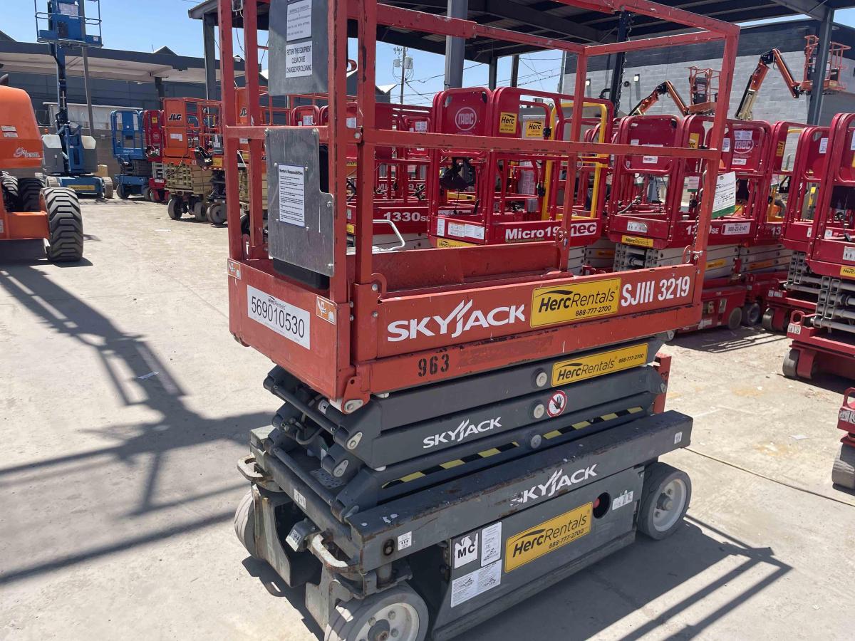 2016 Skyjack SJ3219