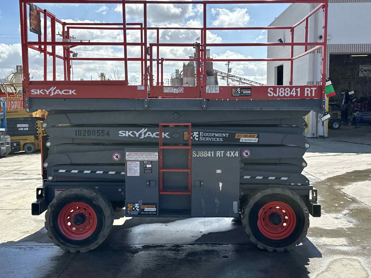 2017 Skyjack SJ8841 RT-4