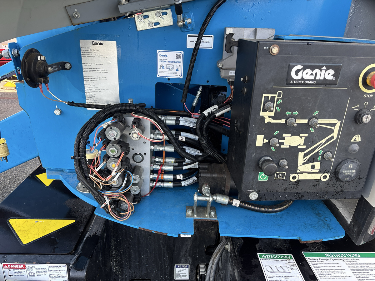 2017 Genie Z-33/18-10