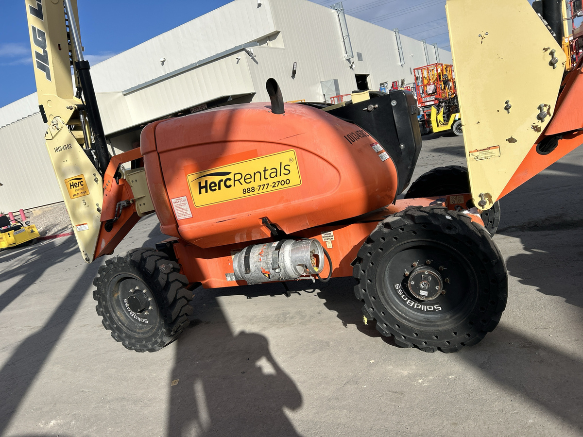 2014 JLG 600AJ-2