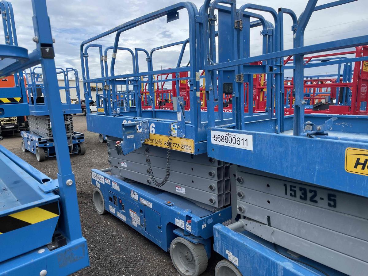 2019 Genie GS-3246