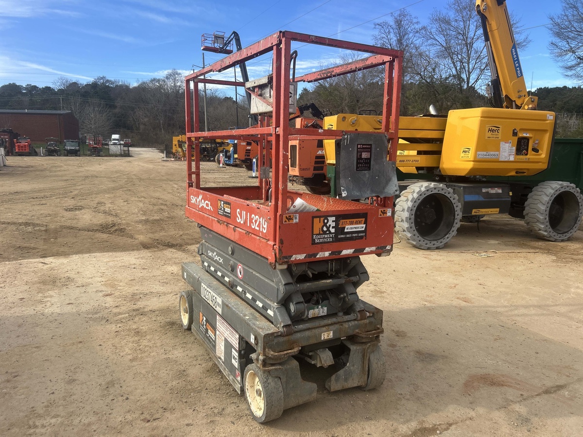 2018 Skyjack SJ3219-13