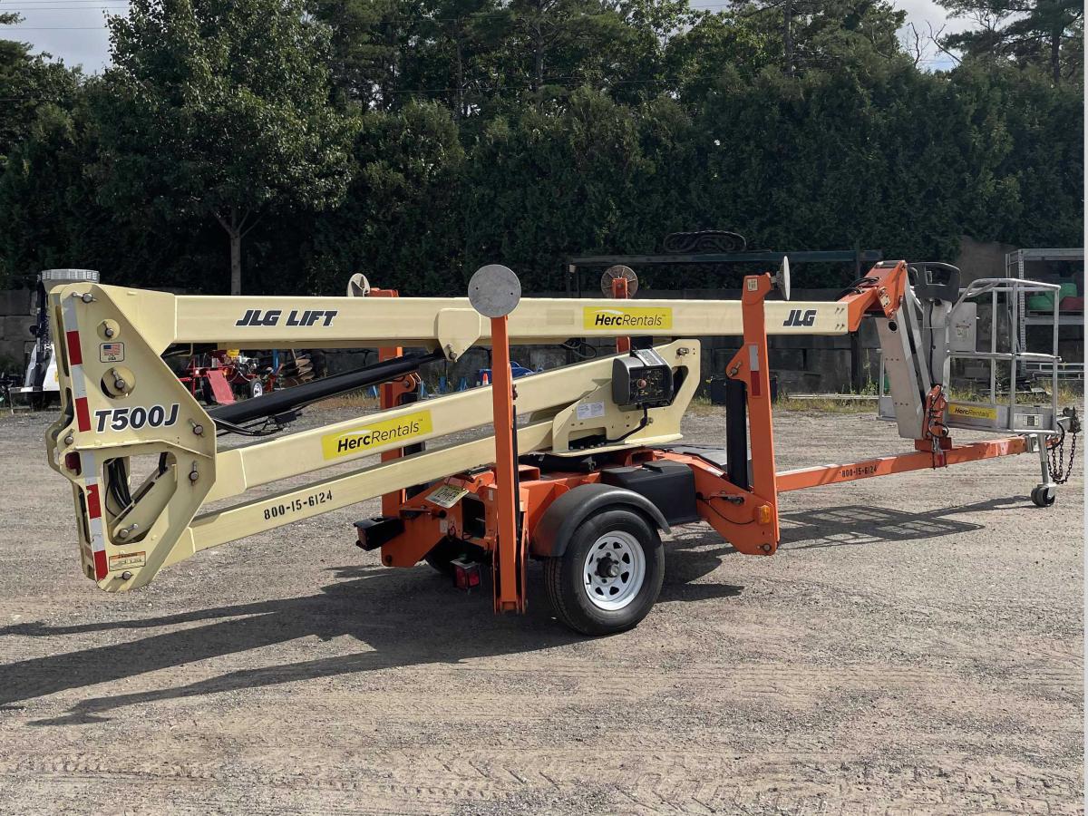 2017 JLG T500J-3