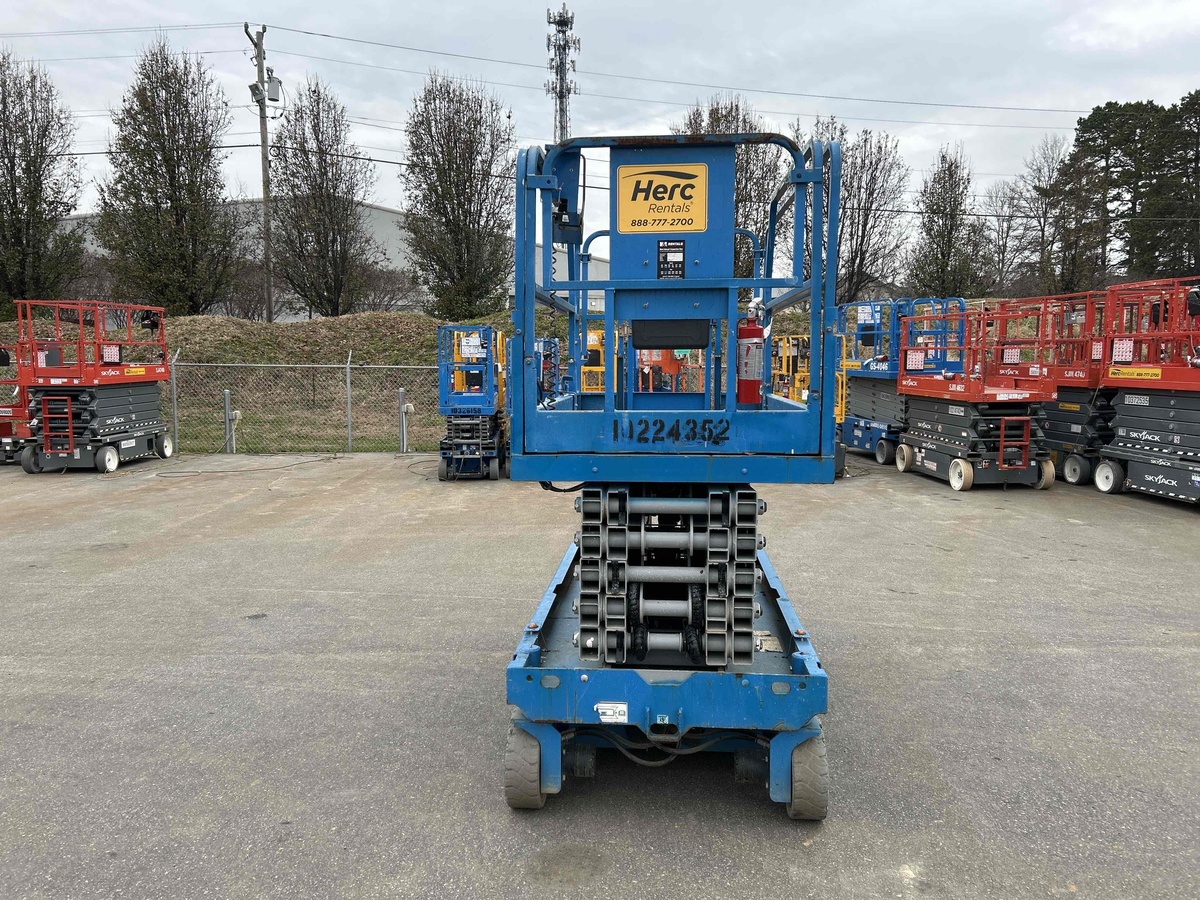 2017 Genie GS-4047-4