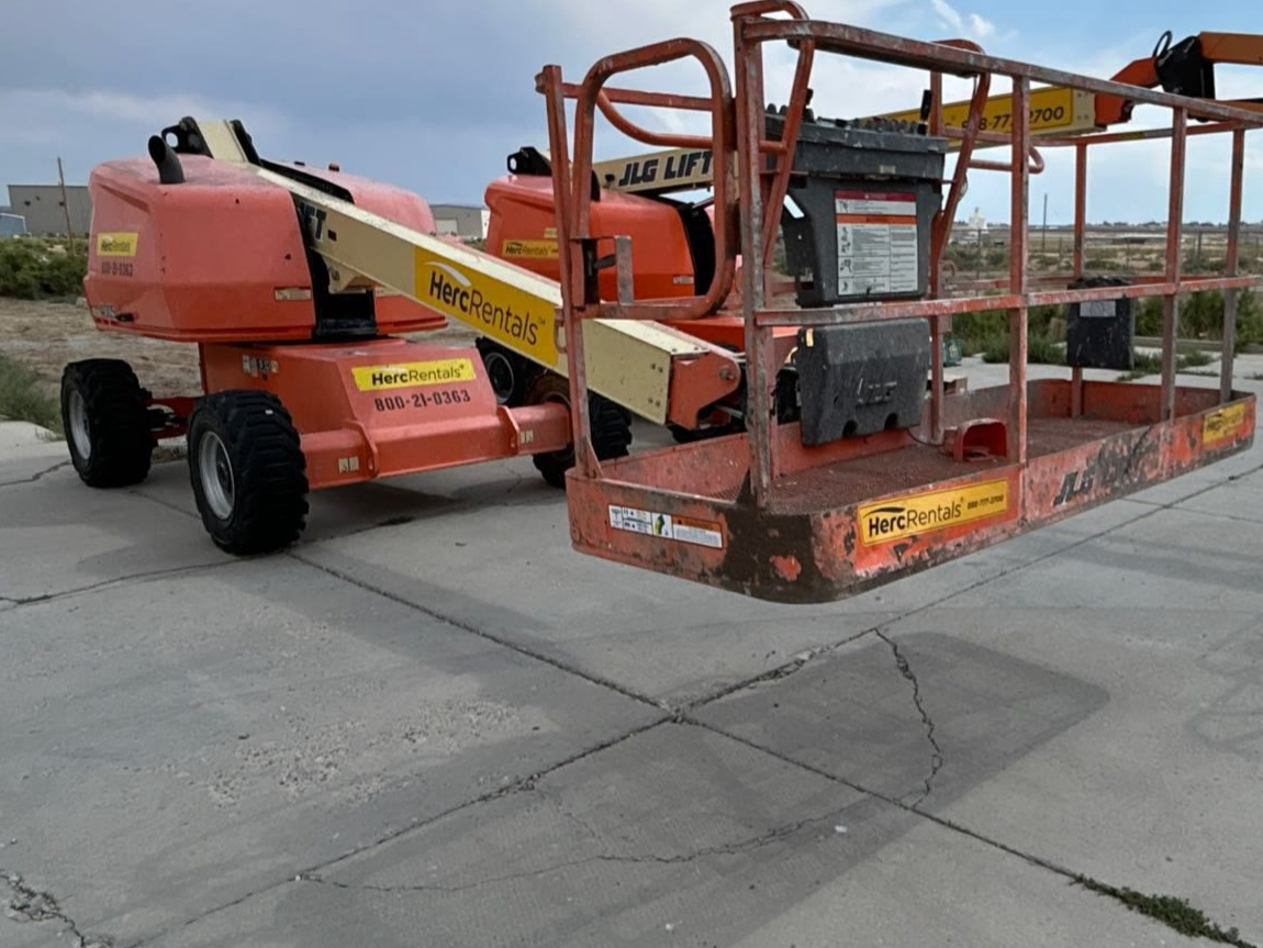 2018 JLG 400S-3