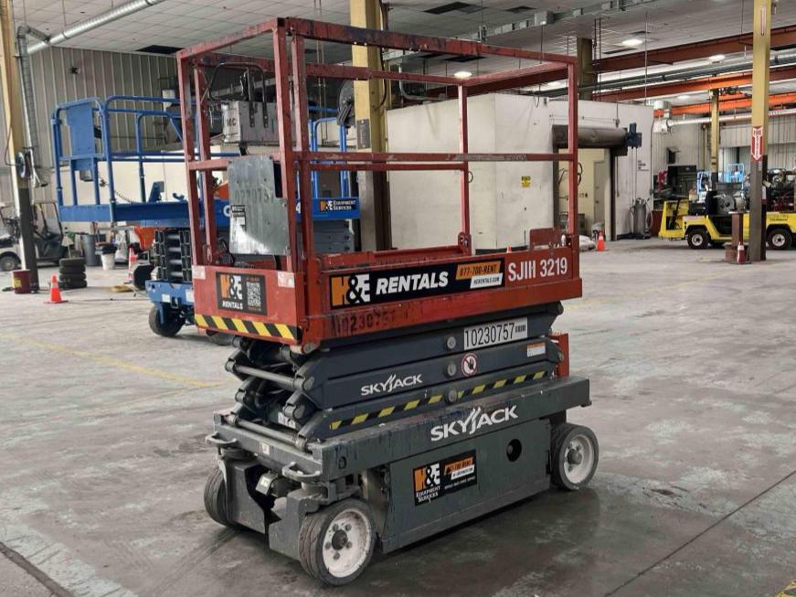 2017 Skyjack SJ3219