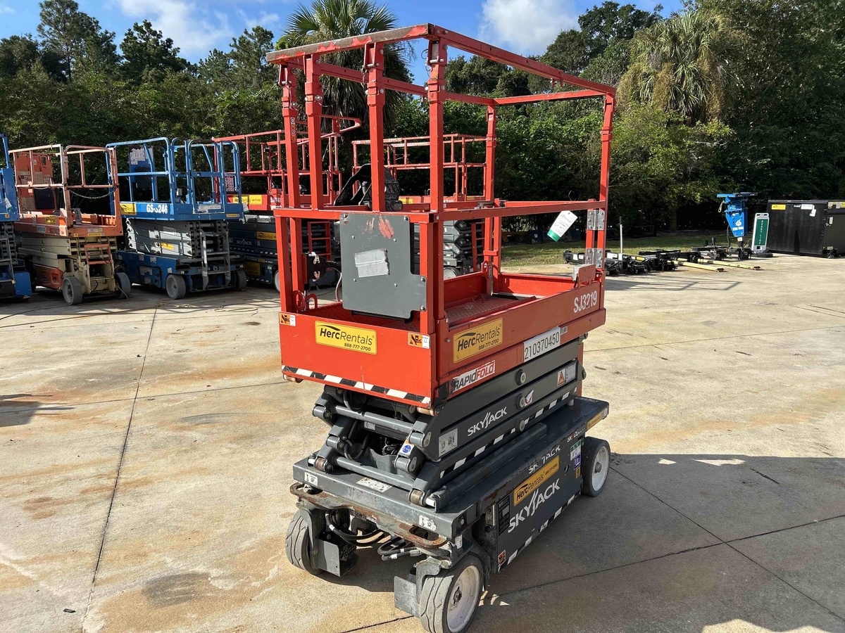 2022 Skyjack SJ3219-4