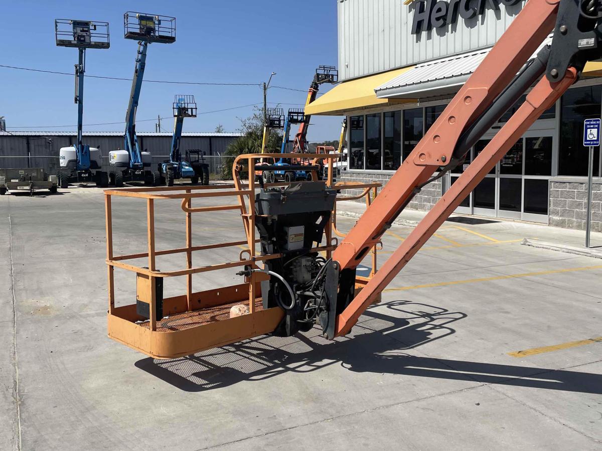 2016 JLG 1350SJP