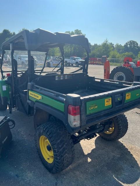 2022 John Deere XUV855M-4