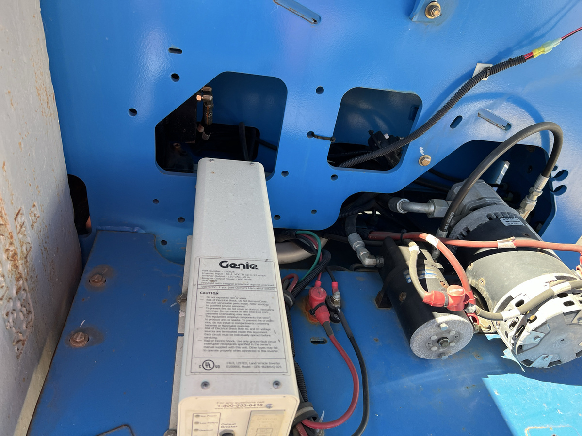 2014 Genie Z-45/25J-11