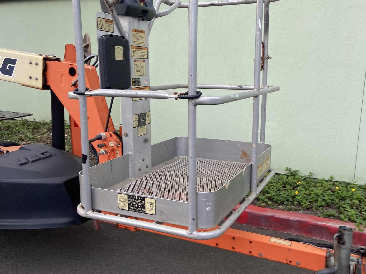 2019 JLG T350-3