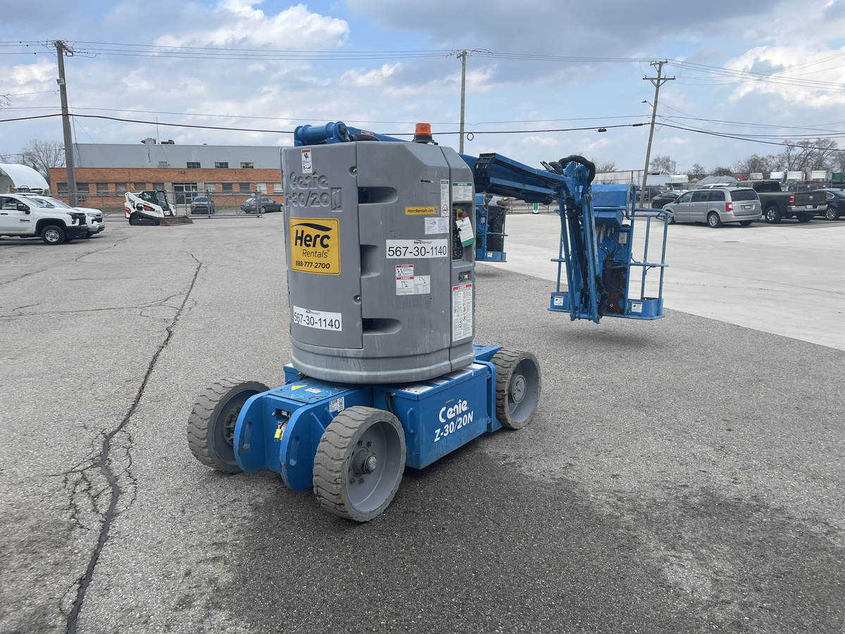2014 Genie Z-30/20N RJ-4