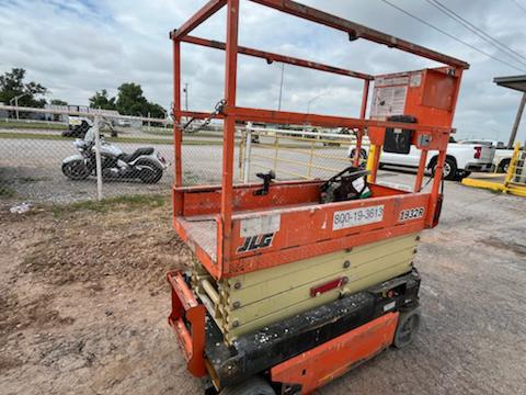 2018 JLG 1932R