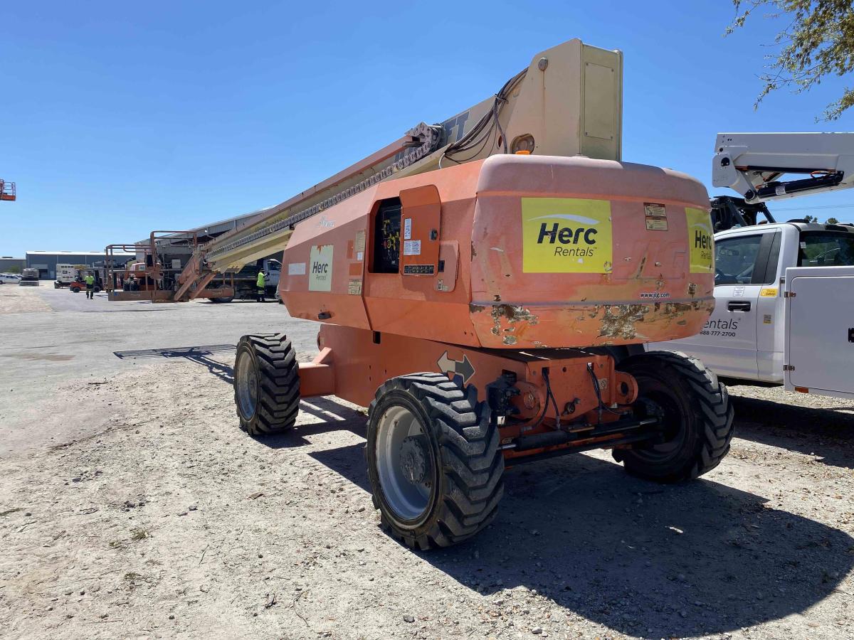 2017 JLG 860SJ