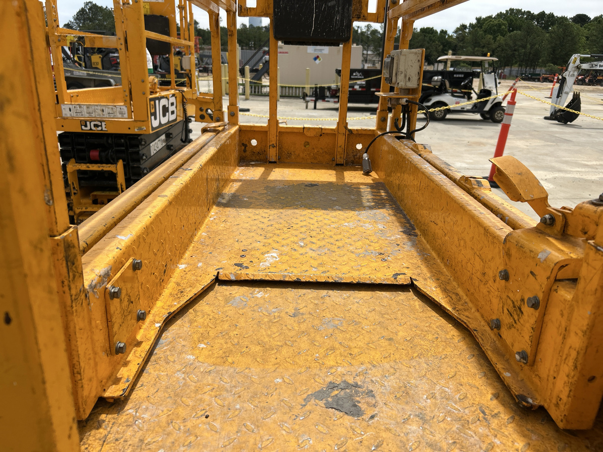 2023 JCB S1930E-7