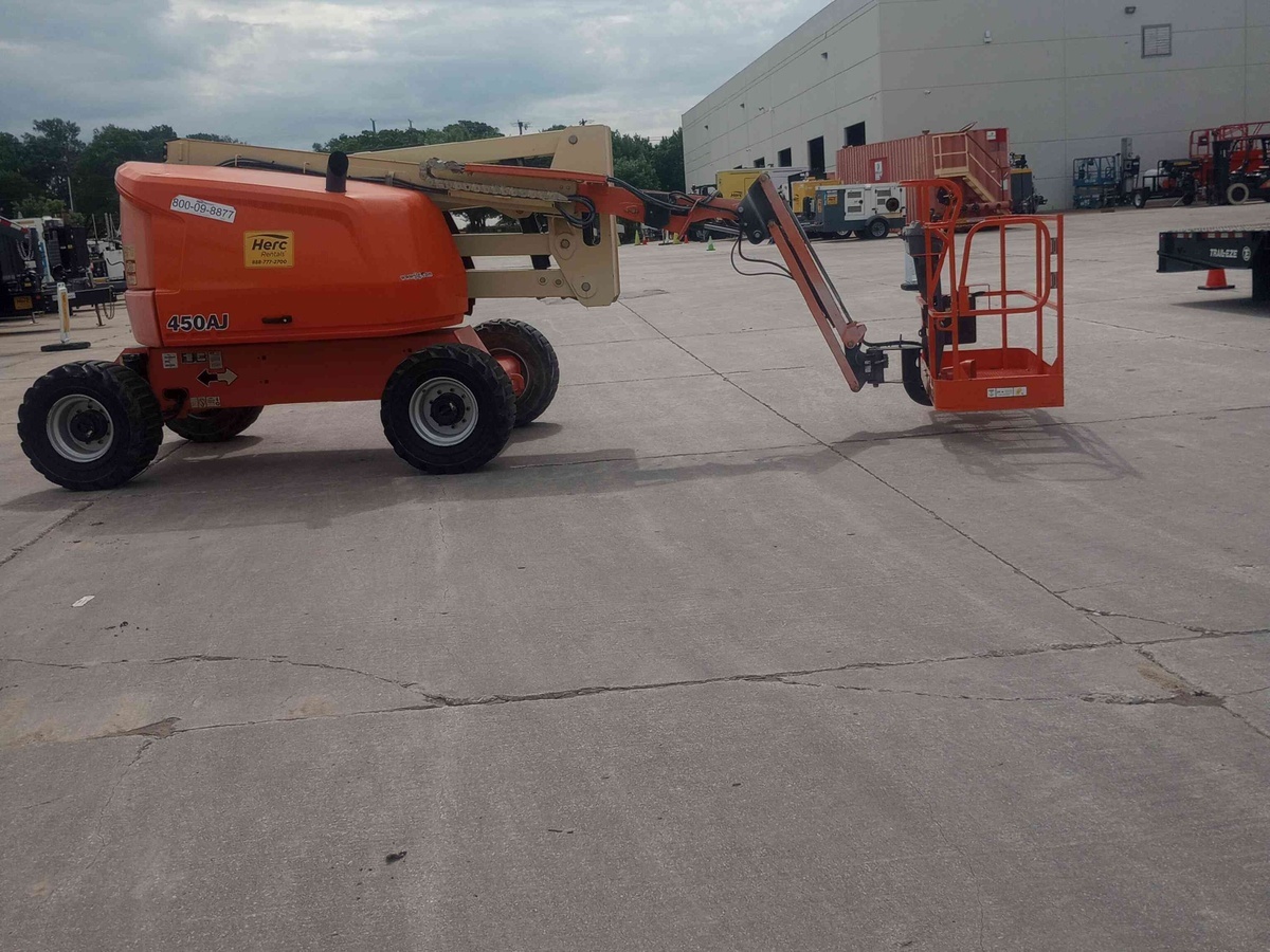2016 JLG 450AJ-7