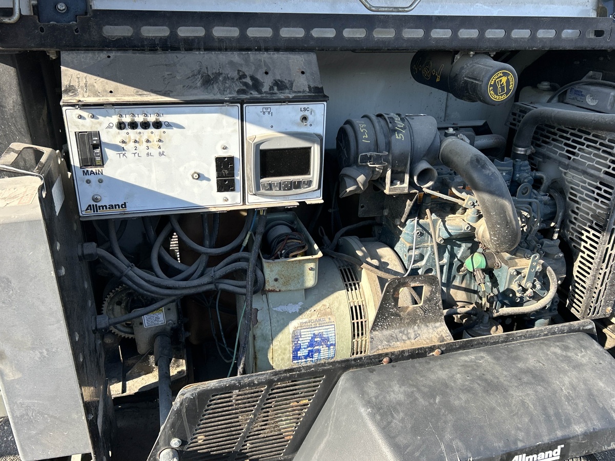 2016 Allmand NIGHT-LITE PRO II-5