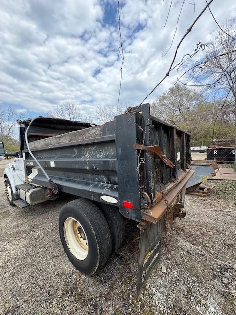 2016 Ford F750