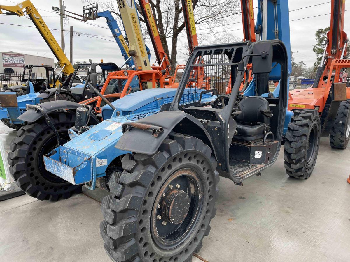 2016 Genie GTH 844