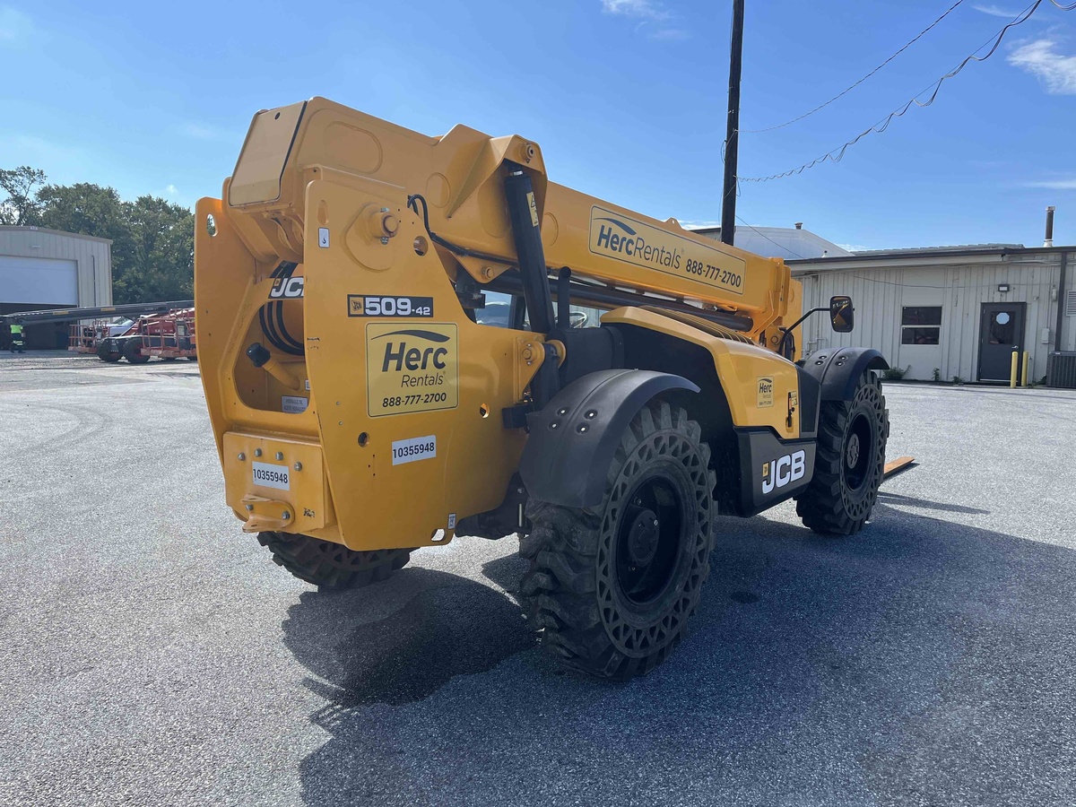 2022 JCB 509-42-4