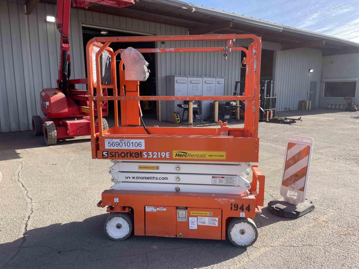 2022 Snorkel S3219E