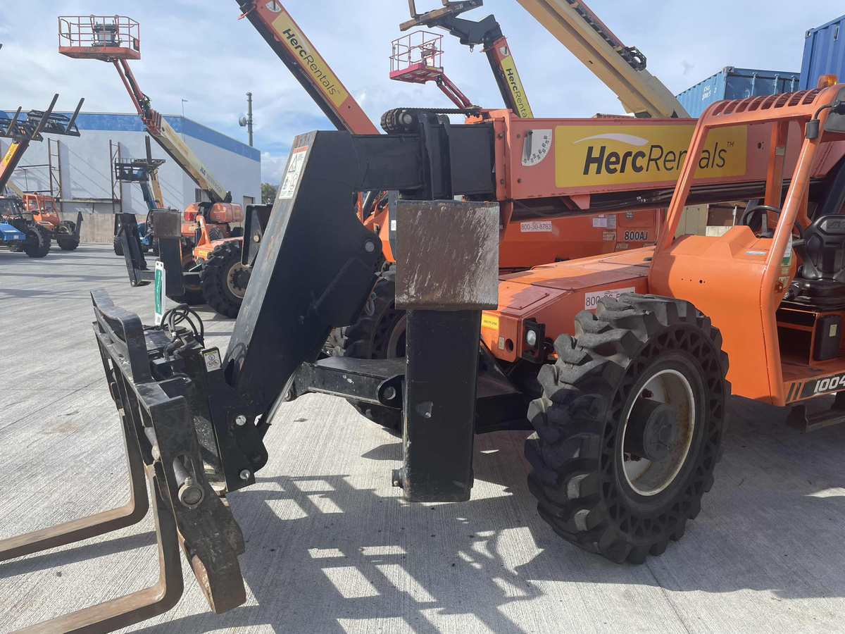 2019 SkyTrak 10042-5