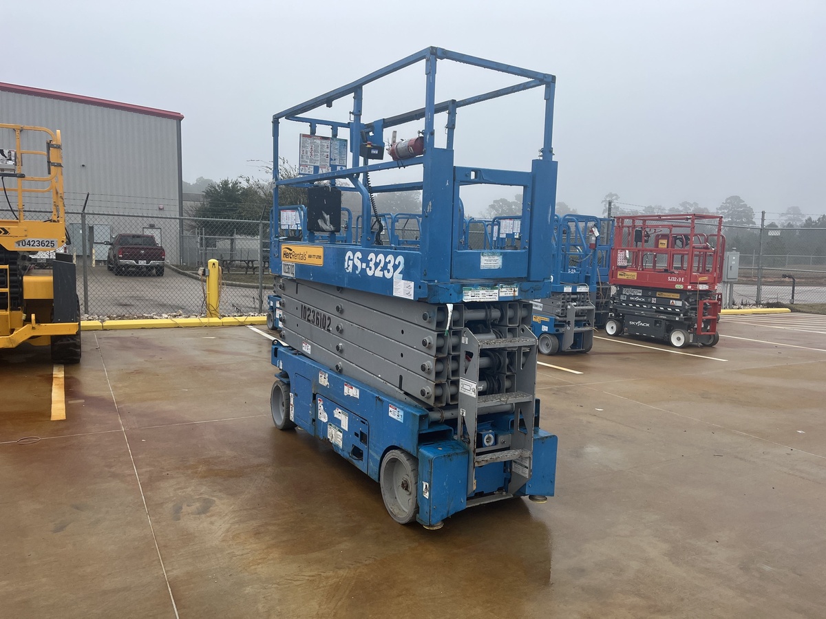2018 Genie GS-3232-3