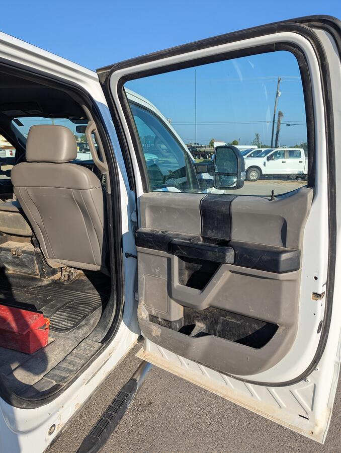 2018 Ford F550-10