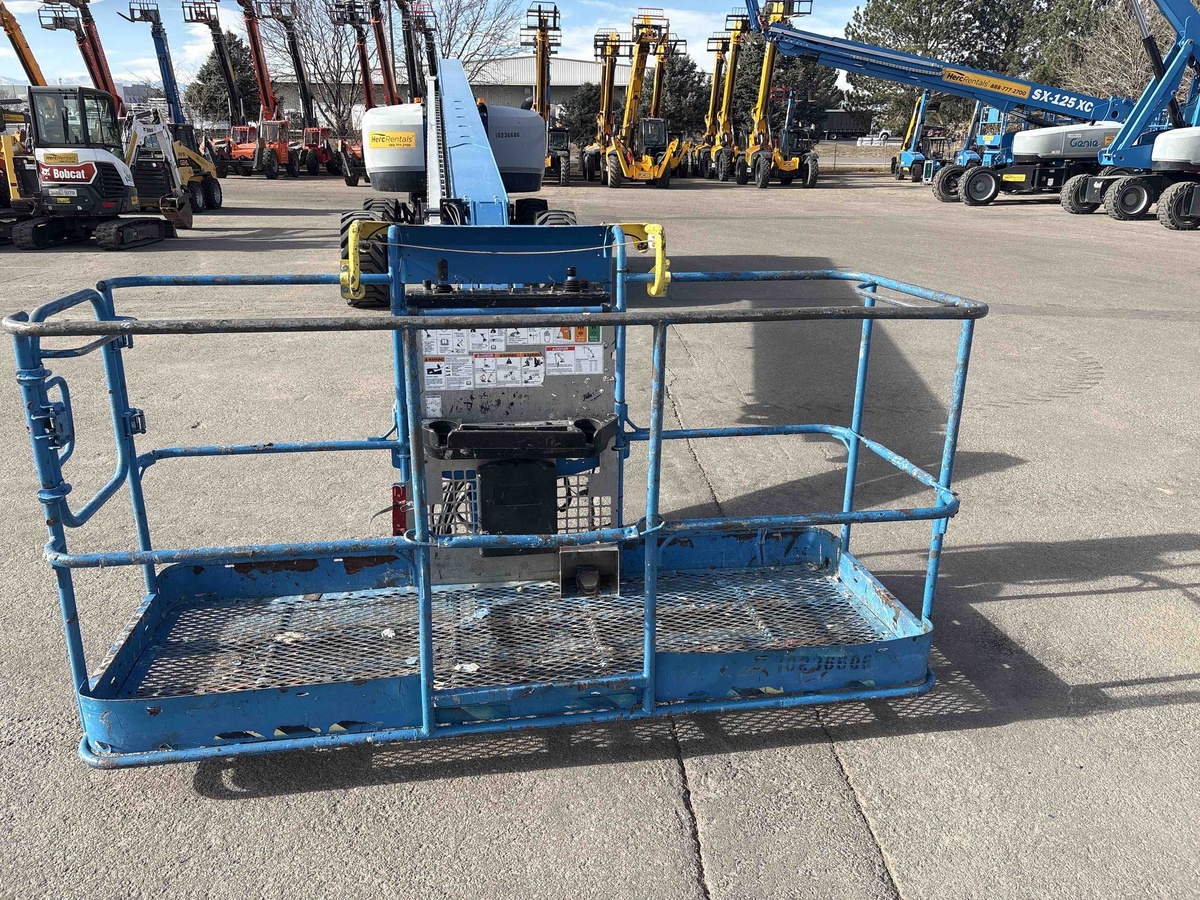 2018 Genie S-85-7