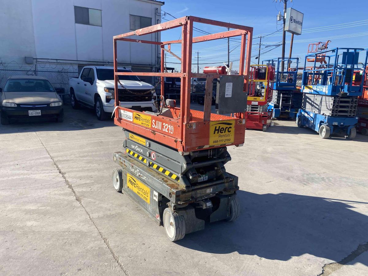 2017 Skyjack SJ3219
