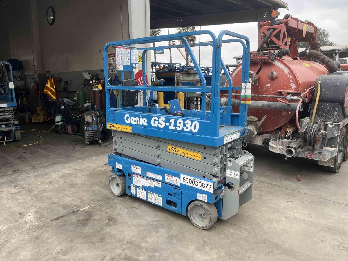 2017 Genie GS-1930