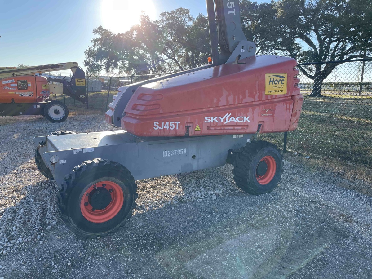 2018 Skyjack SJ45 T-2