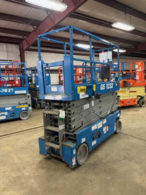 2017 Genie GS-3232-3