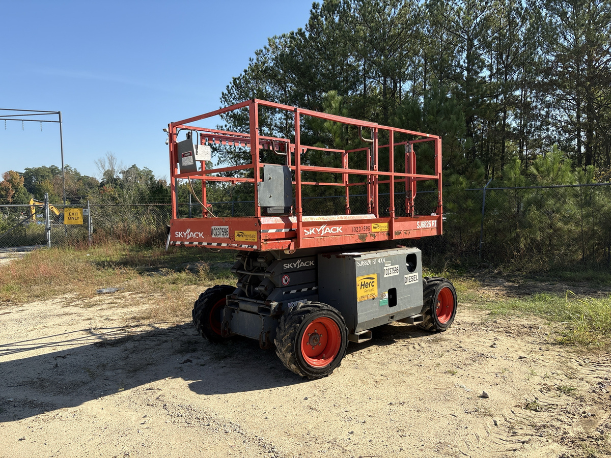 2018 Skyjack SJ-6826RT-6