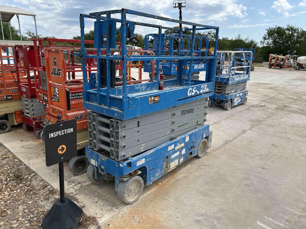 2017 Genie GS-3232-3