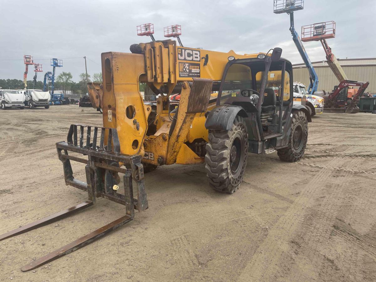 2017 JCB 510-56