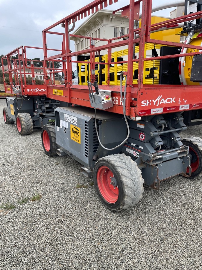 2018 Skyjack SJ-6826RT-4