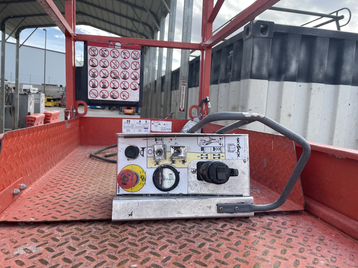 2018 Skyjack SJ3219-8